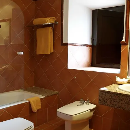Hotel Monasterio De Piedra 3*