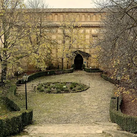 Monasterio De Piedra